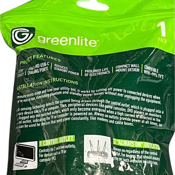 Advanced Power Strip with USB Ports - White - Picture 4 of 5